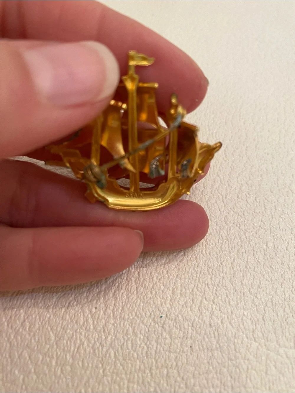 Vintage Collectible Damascene Spanish Galleon Gold Brooch w Red Enamel Accents